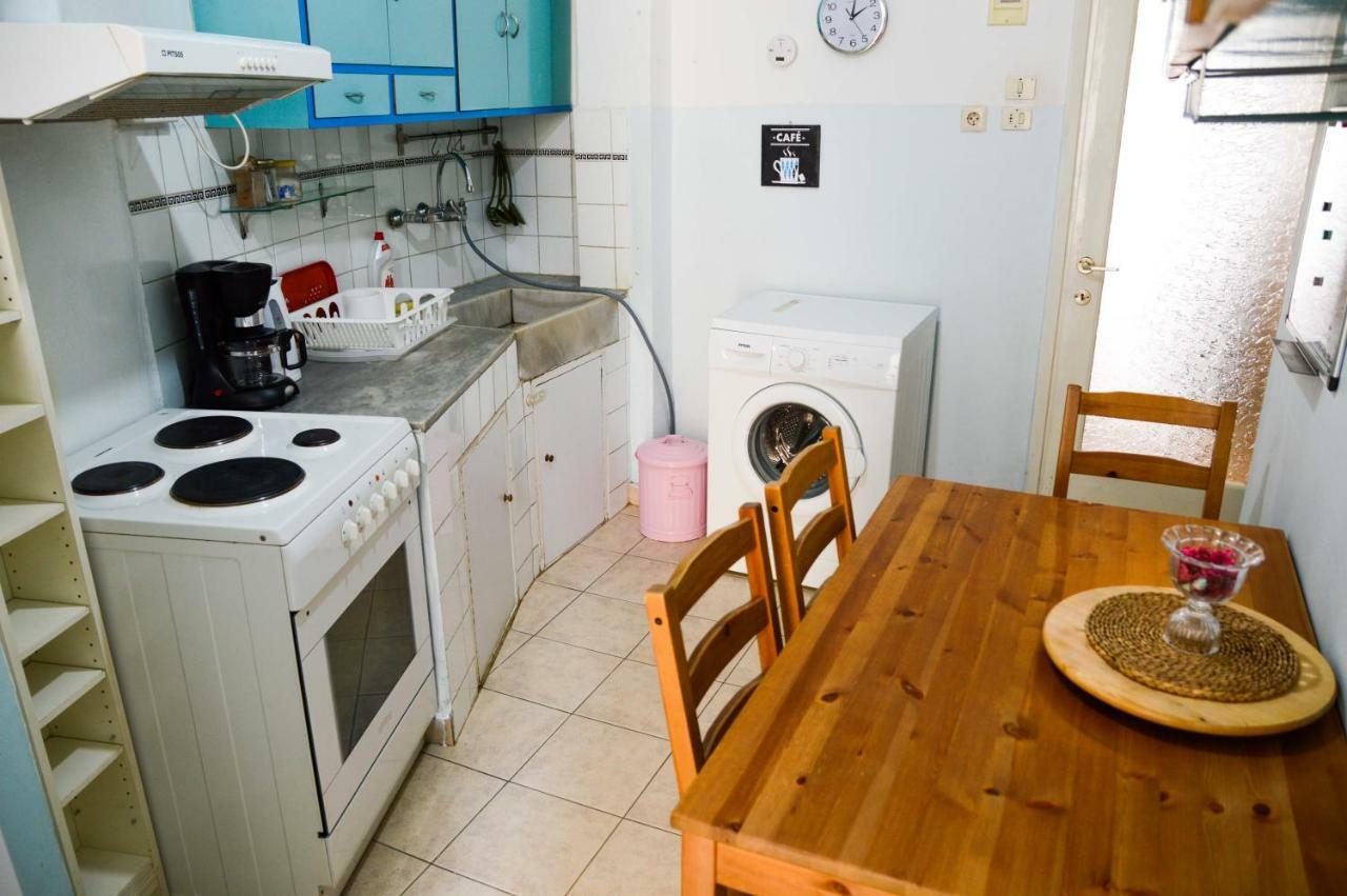 An Apartment For 2-4 Friends. Θεσσαλονίκη Εξωτερικό φωτογραφία
