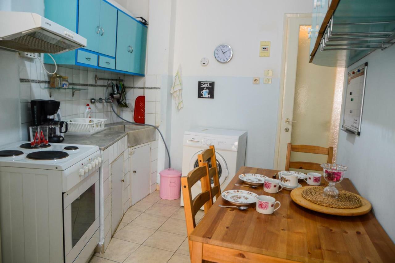An Apartment For 2-4 Friends. Θεσσαλονίκη Εξωτερικό φωτογραφία